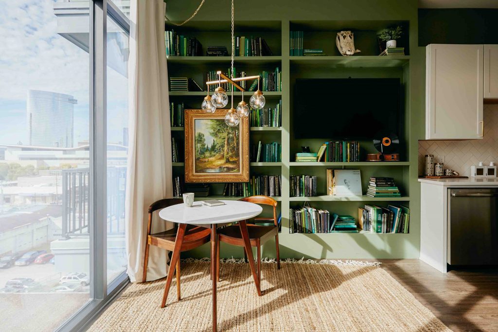Airbnb Plus