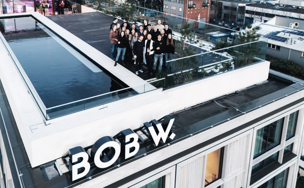 Bob W